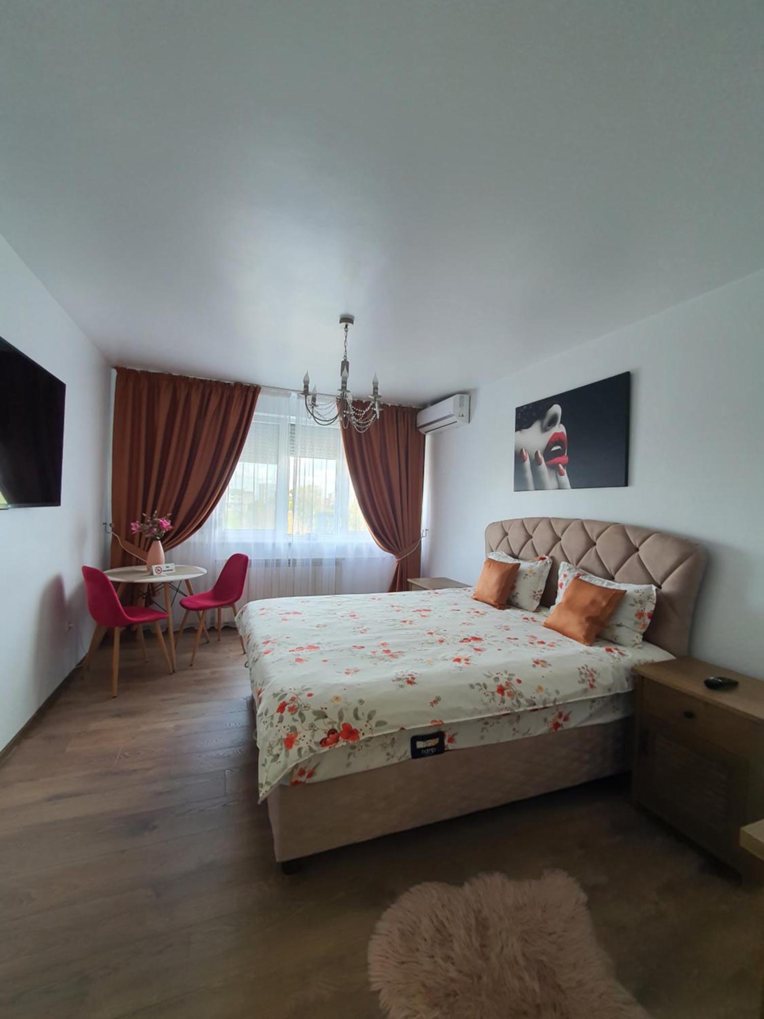 Chic Apartment- Place To Remember Галац Экстерьер фото